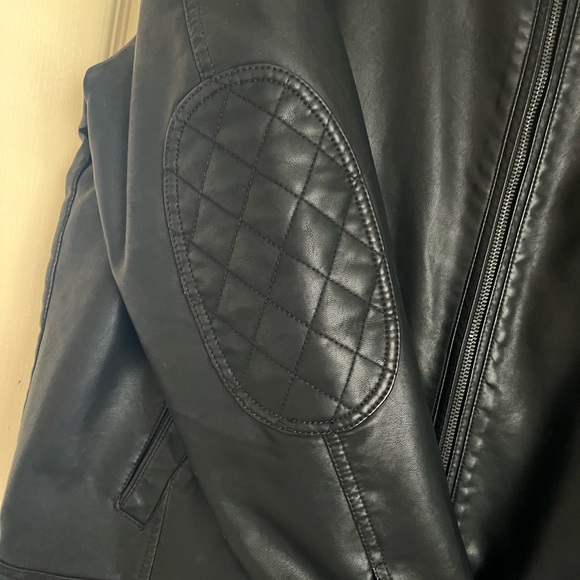 Mens pleather Jacket new with tags size XL - Picture 4 of 8
